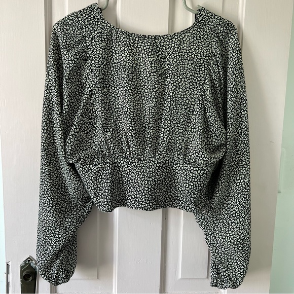 🆕 Princess Polly New Mood Top - Picture 4 of 8